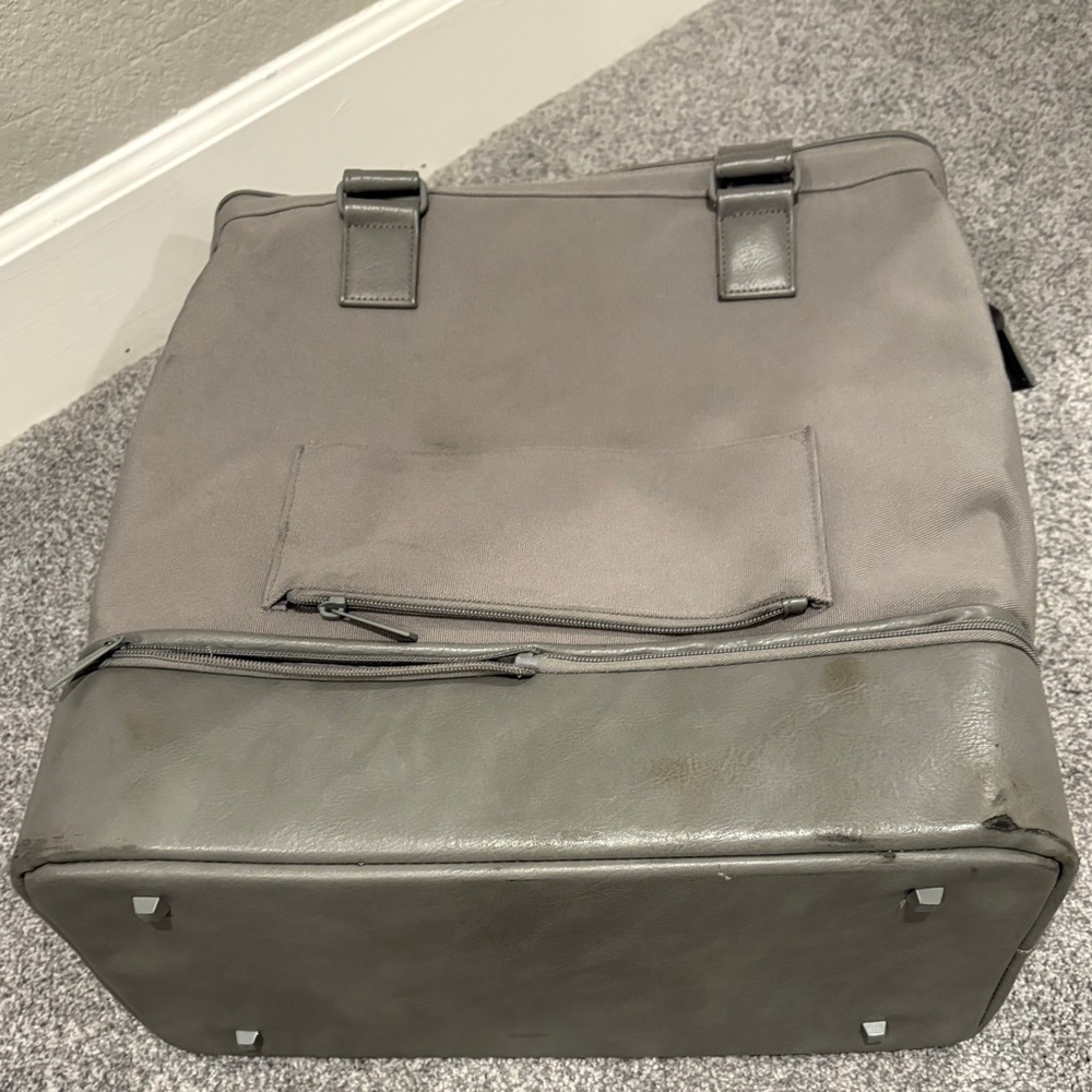 Beis Grey Weekender Bag - Picture 5 of 6